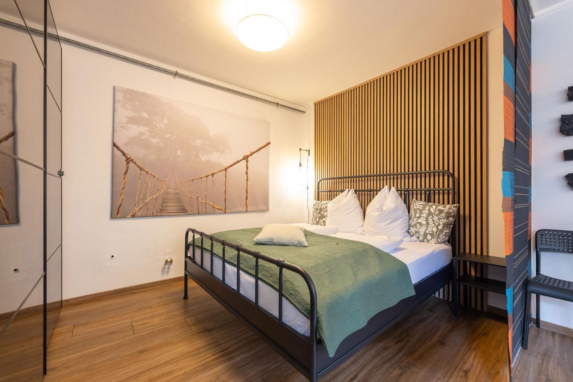 Ideal Fuer Kurze Aufenthalte - Gemuetliches 1-Zimmer-Apartment Adelsdorf Bagian luar foto